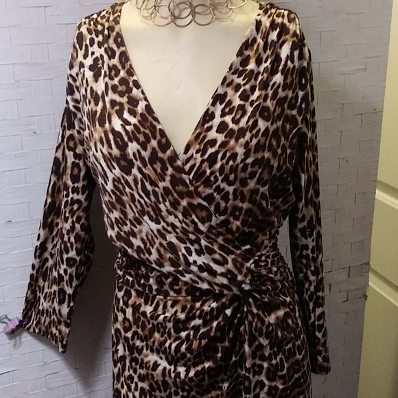 Animal Print Size L - Picture 2 of 7